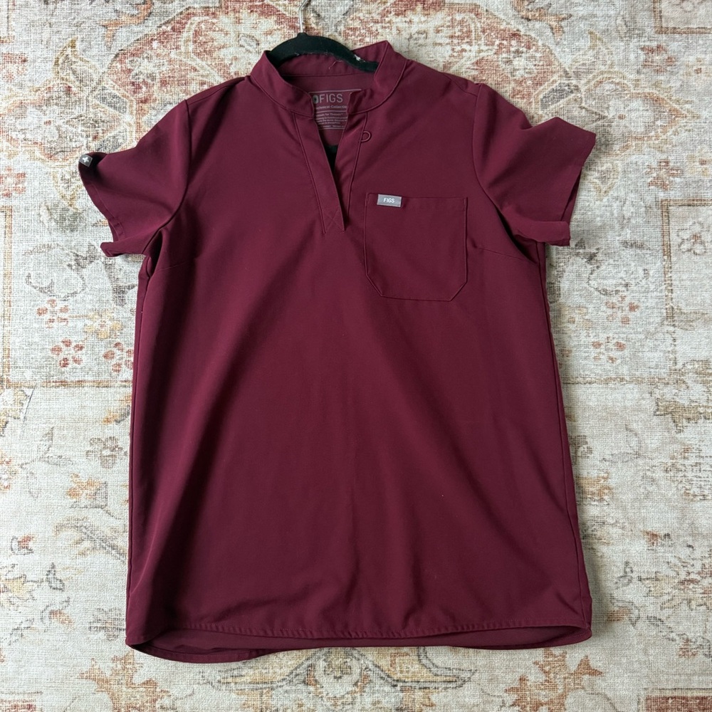 FIGS Marroon Oversized V-Neck Scrubs